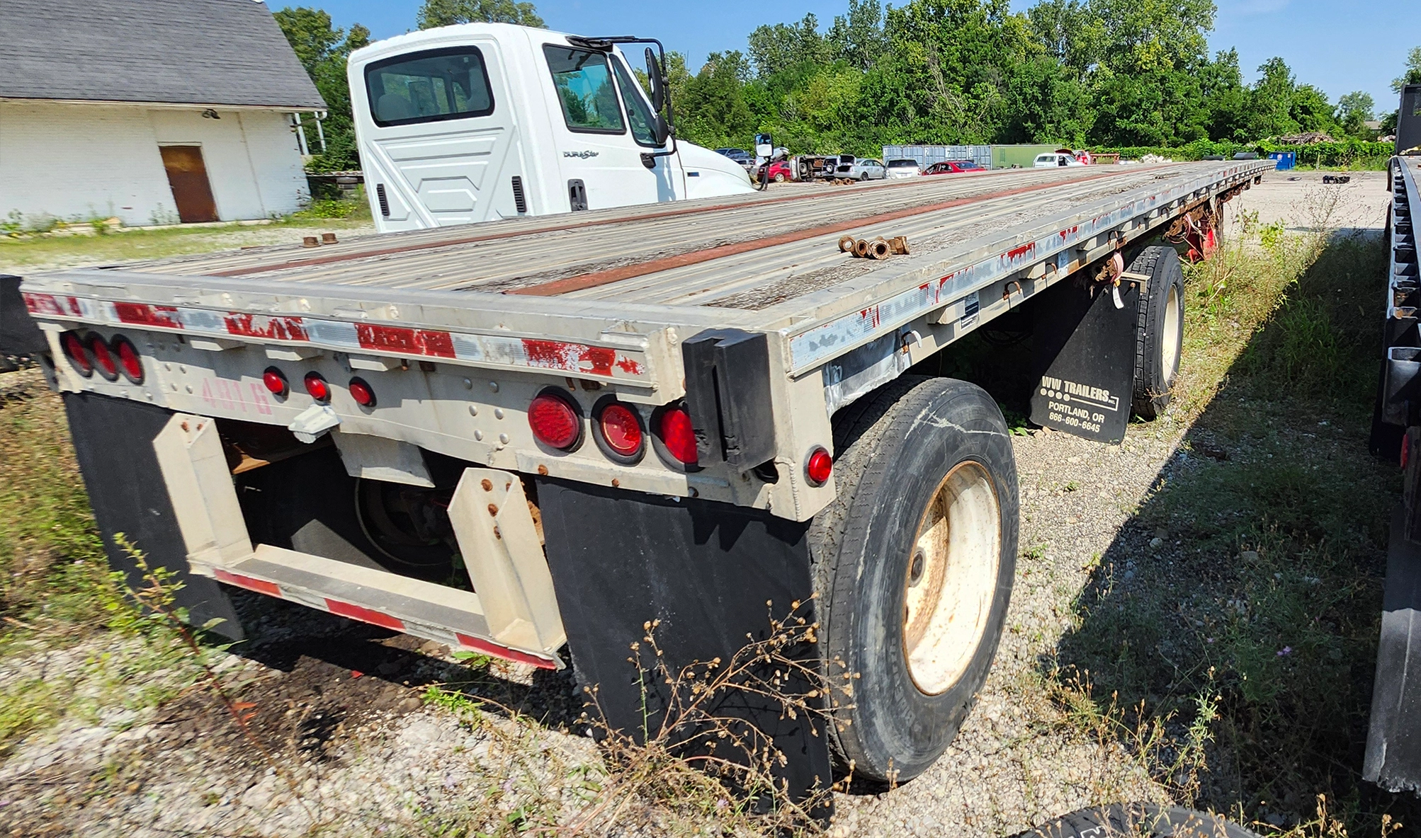 Frame web with peeling paint